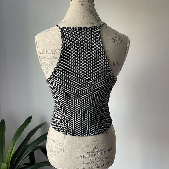 Brandy Melville halter neck top - Picture 3 of 5